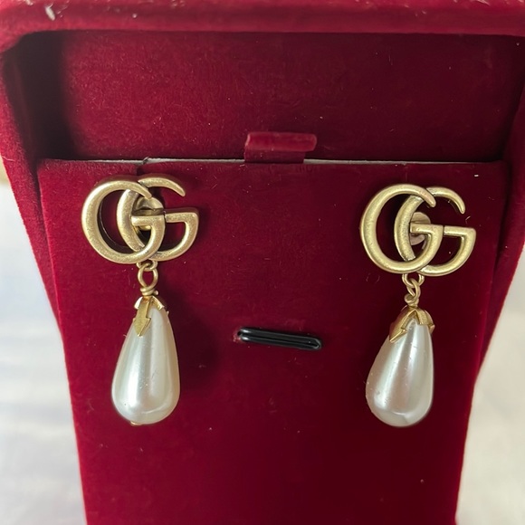 Gucci Jewelry - GORGEOUS PEARL DROP EARRINGS GUCCI
